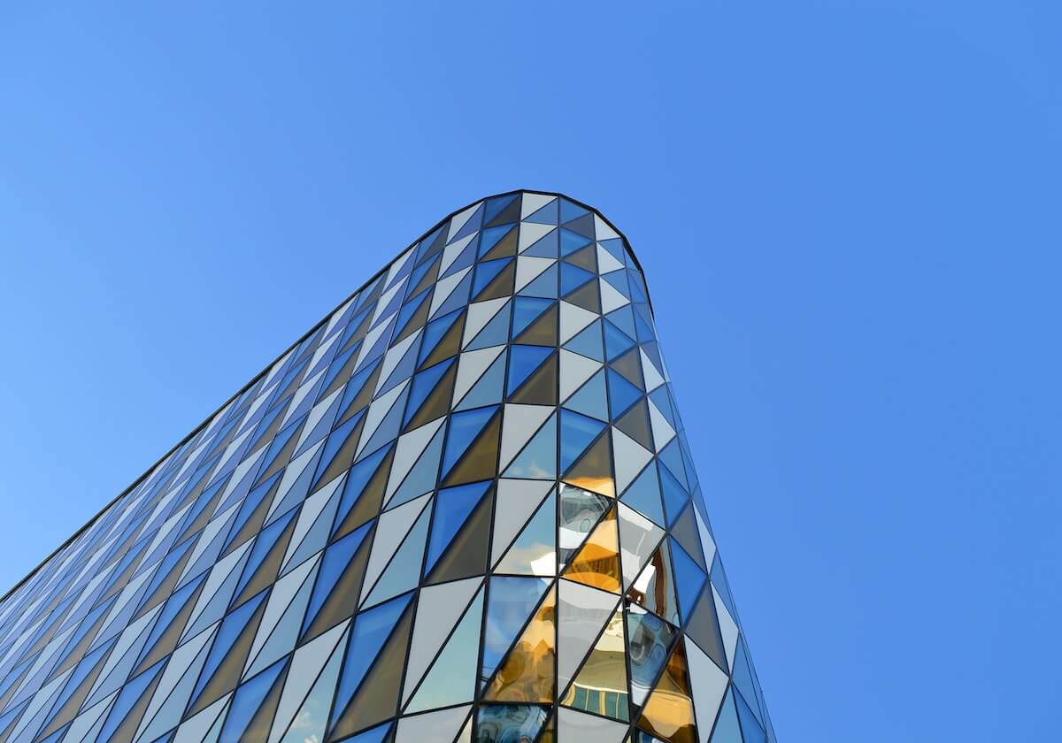 中国女足获东亚杯亚军，更新换代太慢惹批评，舆论应给予主帅米利西奇更多耐心