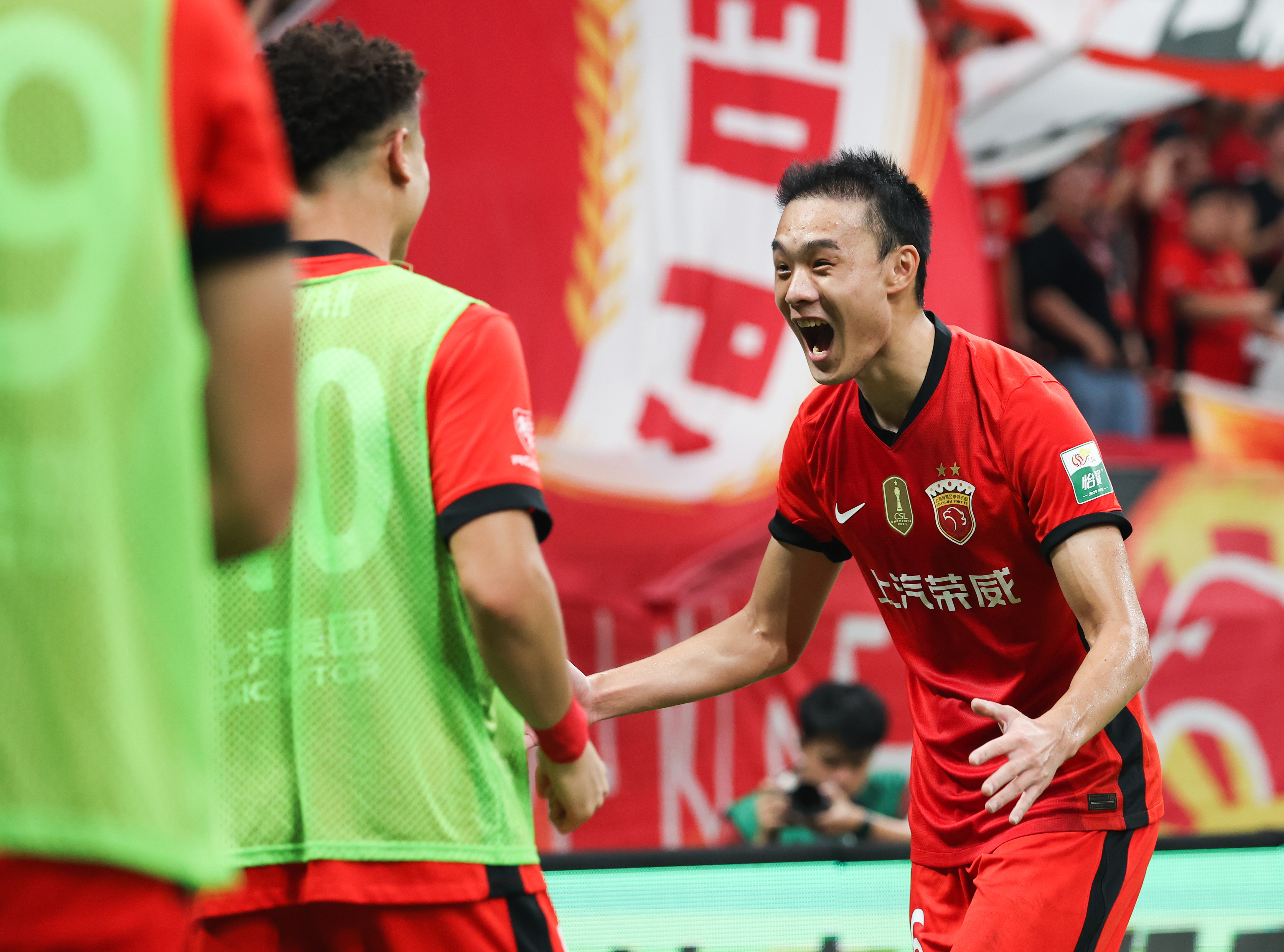 麻将胡了-刘若钒：中场时武磊建议我“往里面走”，会一步一步慢慢提高